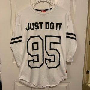 Nike long sleeve T-shirt